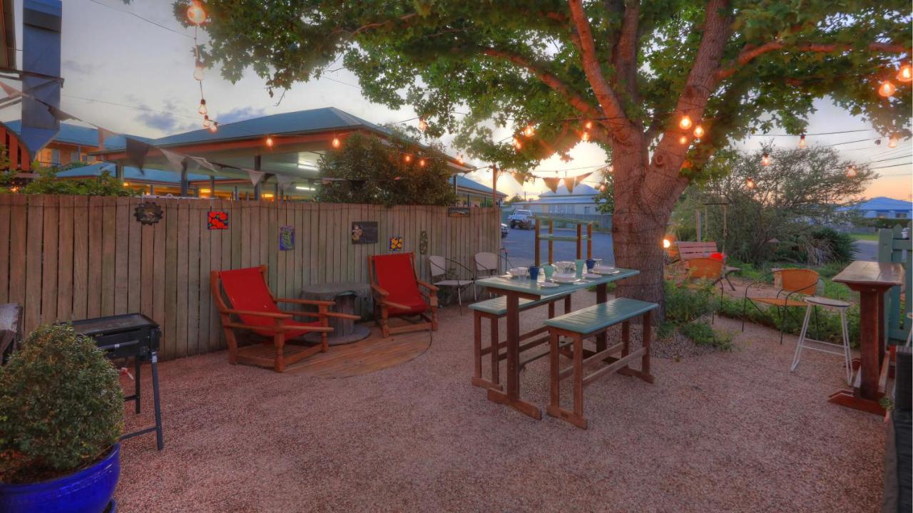 The Vines Motel & Cottages Stanthorpe Extérieur photo