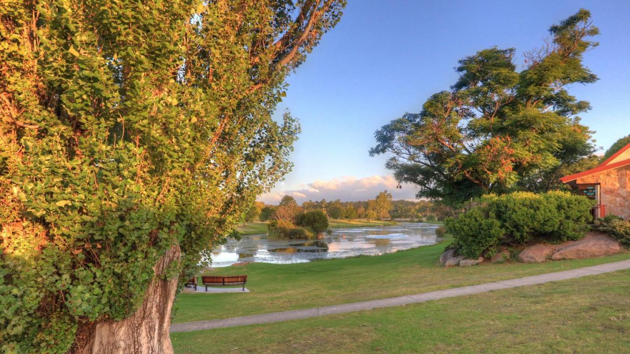 The Vines Motel & Cottages Stanthorpe Extérieur photo