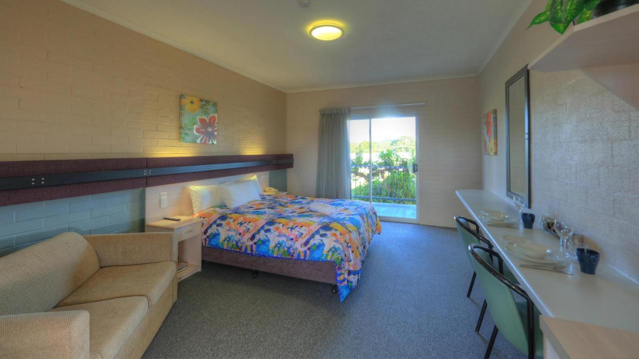 The Vines Motel & Cottages Stanthorpe Extérieur photo