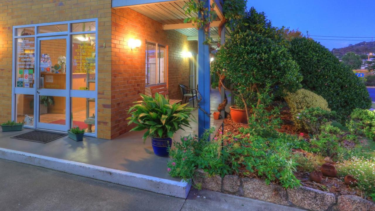 The Vines Motel & Cottages Stanthorpe Extérieur photo