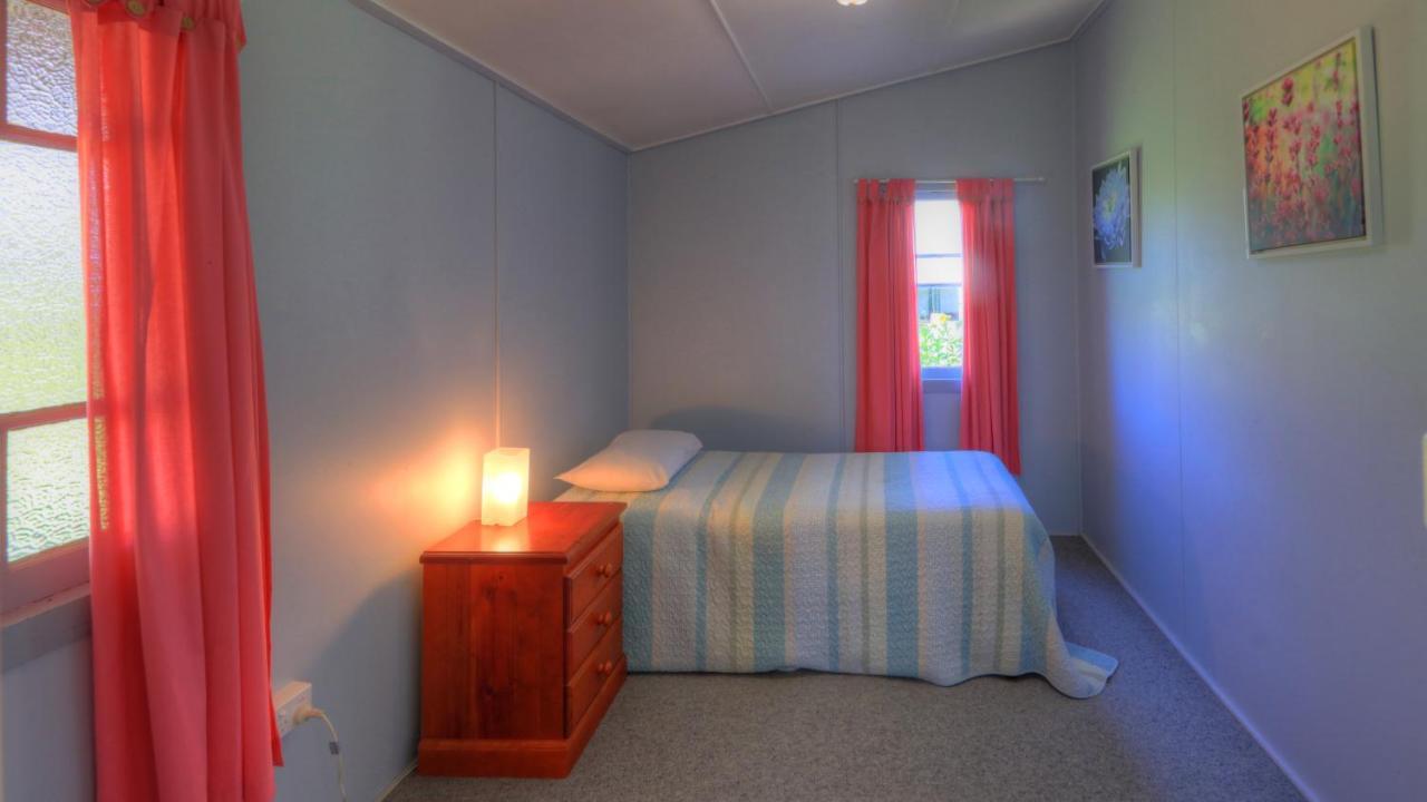 The Vines Motel & Cottages Stanthorpe Extérieur photo